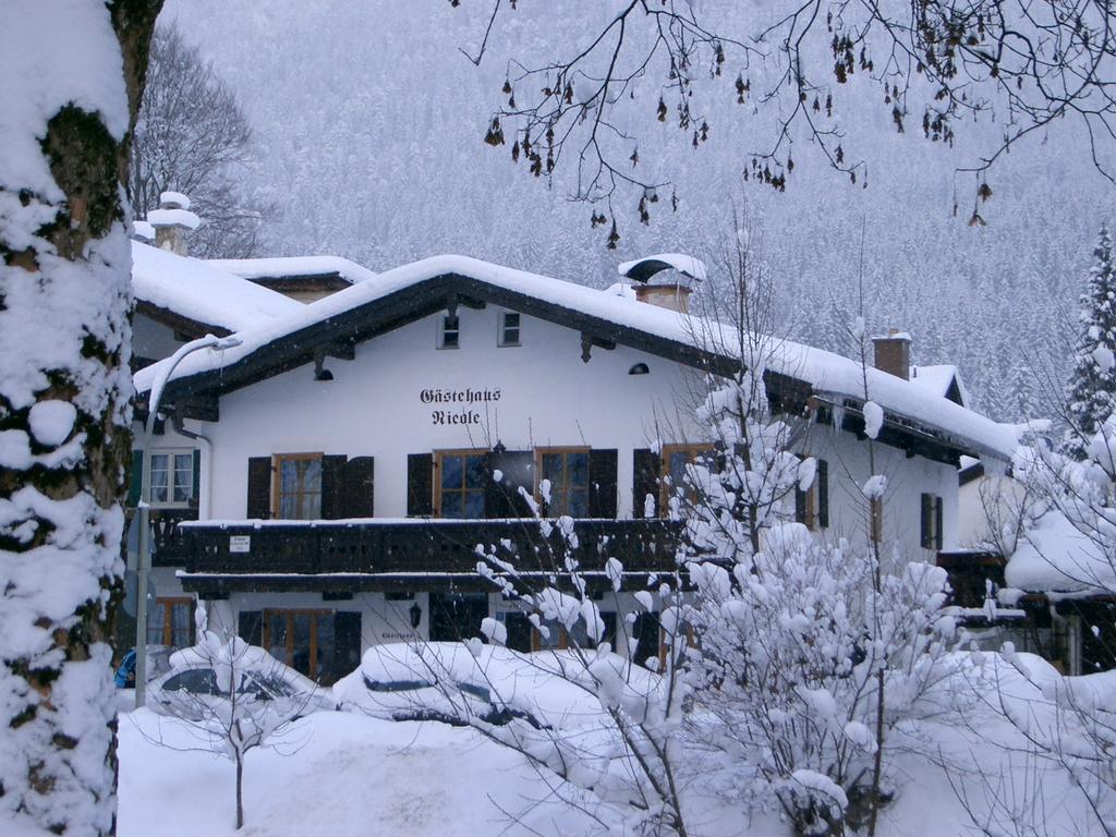 Gaestehaus Nicole Garmisch-Partenkirchen Exterior photo